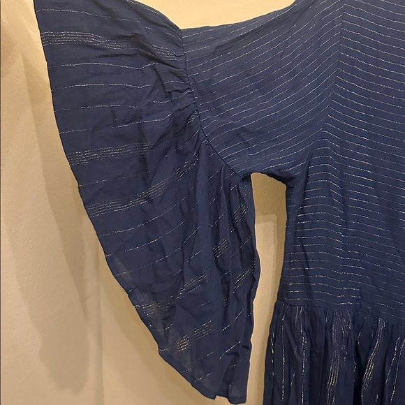 Umgee Dark Blue Metallic Gold Dress Ruffle Sleeves Flowy Size M Dainty Elegant - Picture 4 of 4